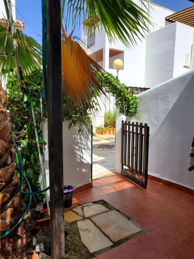 Casa Baja Extraordinaria En Urbanizacion Naturista! Лас-Бомбардас Экстерьер фото