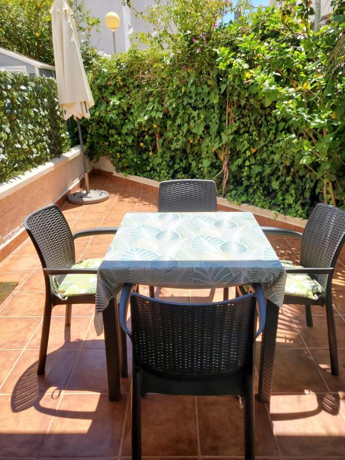 Casa Baja Extraordinaria En Urbanizacion Naturista! Лас-Бомбардас Экстерьер фото