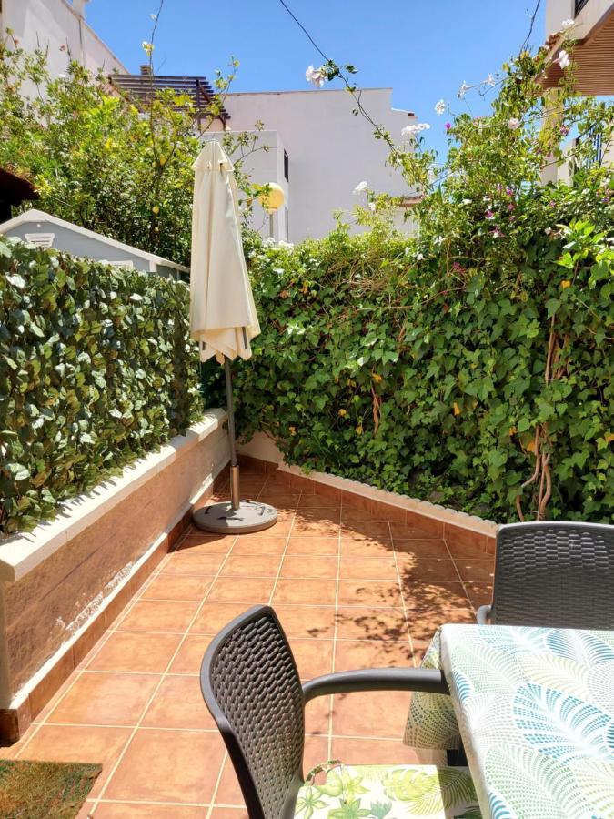 Casa Baja Extraordinaria En Urbanizacion Naturista! Лас-Бомбардас Экстерьер фото