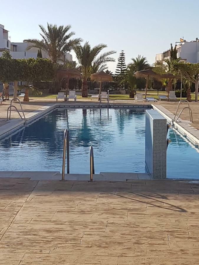 Casa Baja Extraordinaria En Urbanizacion Naturista! Лас-Бомбардас Экстерьер фото