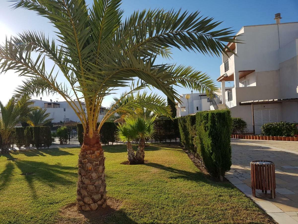Casa Baja Extraordinaria En Urbanizacion Naturista! Лас-Бомбардас Экстерьер фото